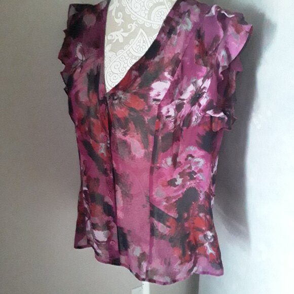 Worthington floral ruffle accent sleeve top size XL - Picture 1 of 9